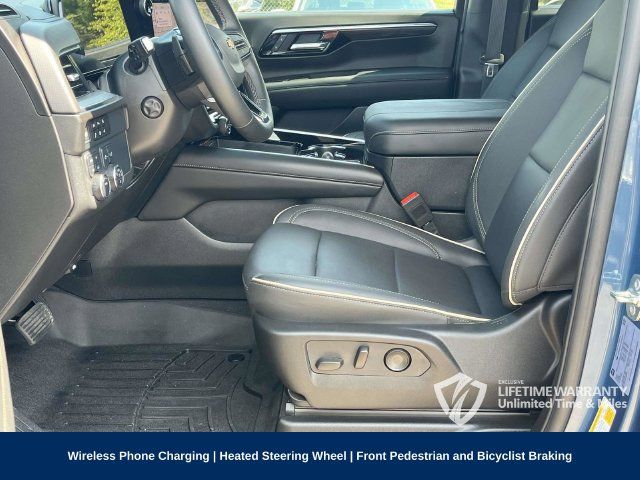 Used 2025 Chevrolet Tahoe Premier AWD/4WD image 15