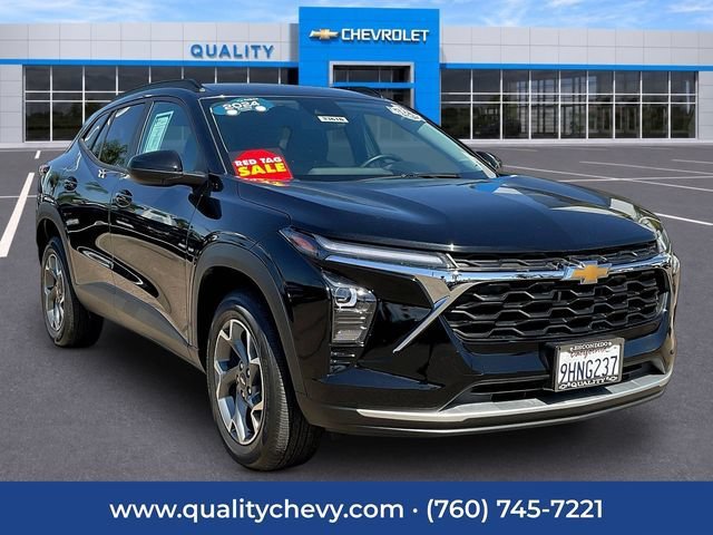 Certified 2024 Chevrolet Trax LT w/ Driver Confidence Package FWD image 1