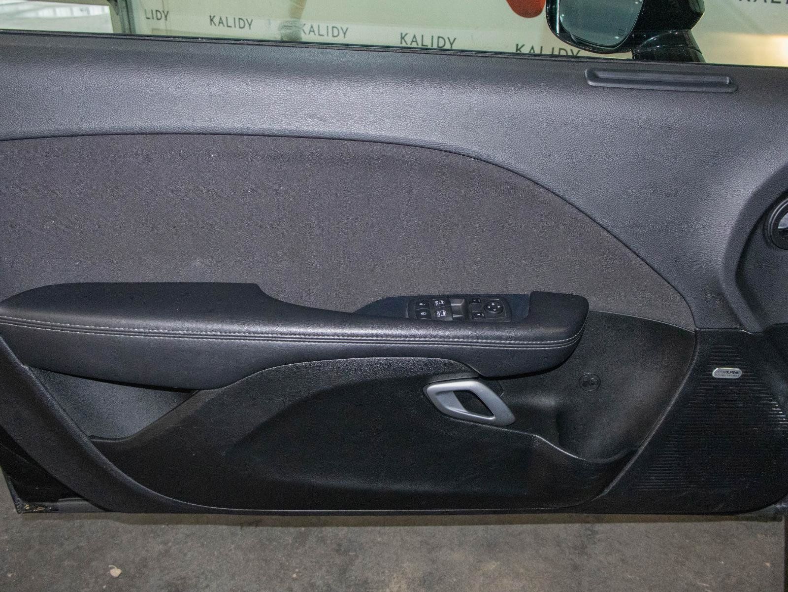 Used 2023 Dodge Challenger GT RWD image 9