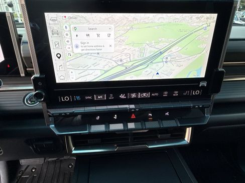 Used 2024 GMC Hummer EV 3X AWD/4WD image 28