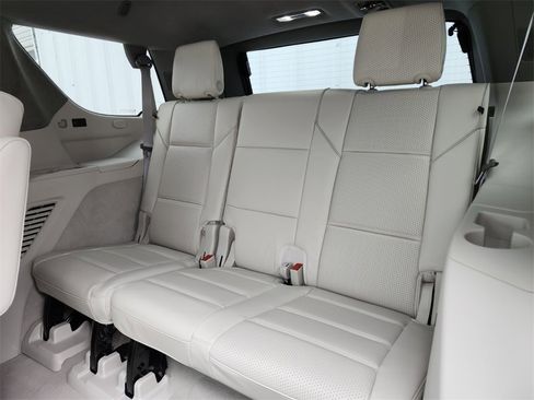 Certified 2025 Cadillac Escalade Sport Platinum image 16