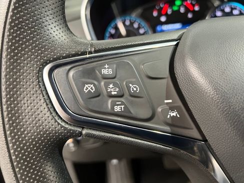 Used 2024 Chevrolet Equinox LT image 38