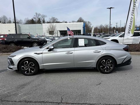 Used 2025 Hyundai Sonata SEL FWD image 5
