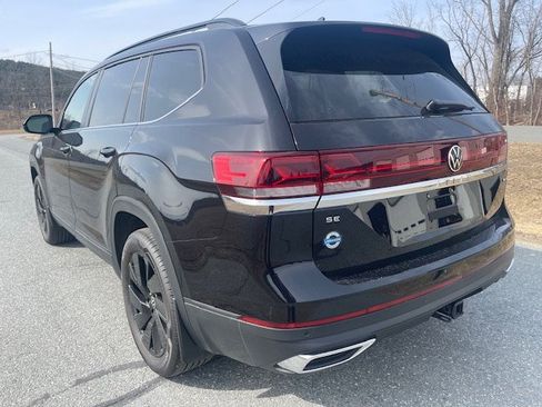 New 2026 Volkswagen Atlas SE AWD/4WD image 2