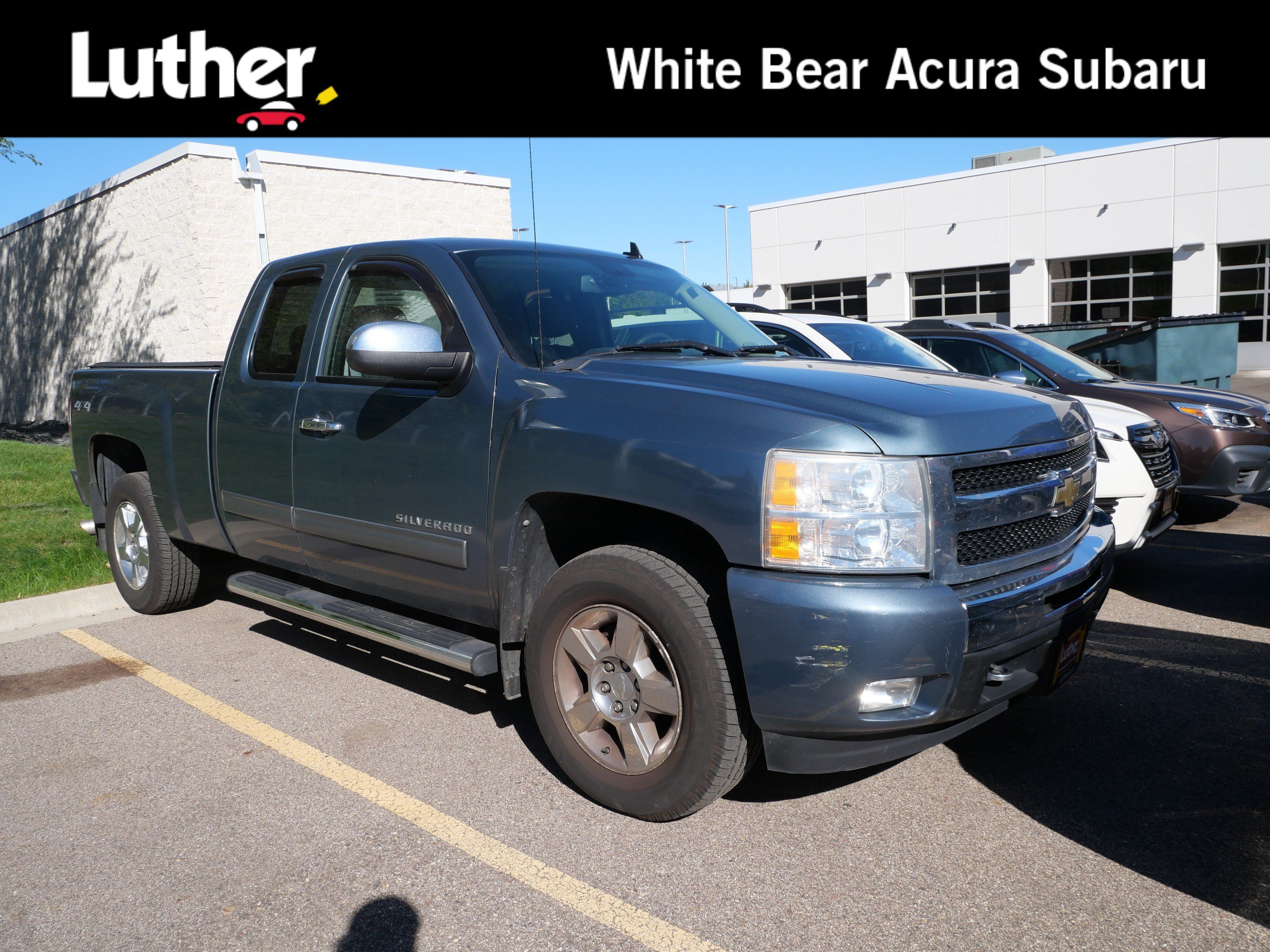 Used 2011 Chevrolet Silverado 1500 LT w/ All-Star Edition AWD/4WD image 1