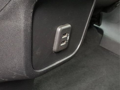 Used 2024 Chevrolet Equinox LT FWD image 21