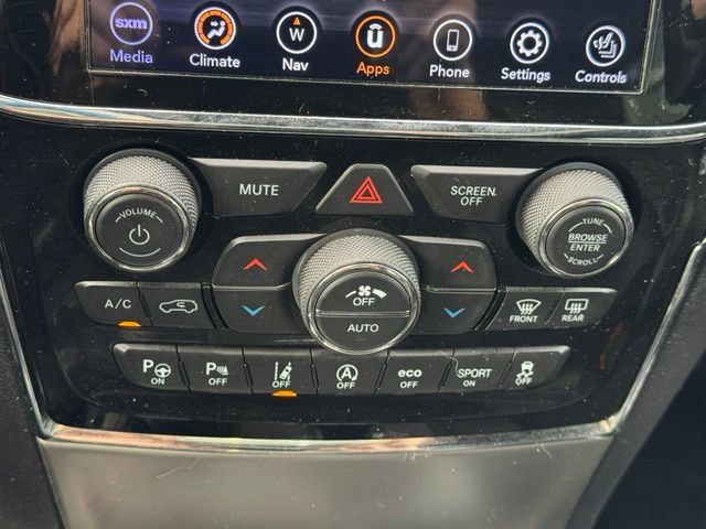 Used 2020 Jeep Grand Cherokee Trailhawk w/ Trailhawk Luxury Group AWD/4WD image 19