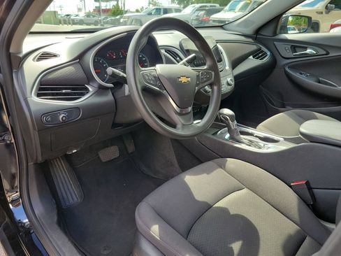 Used 2025 Chevrolet Malibu LT FWD image 20