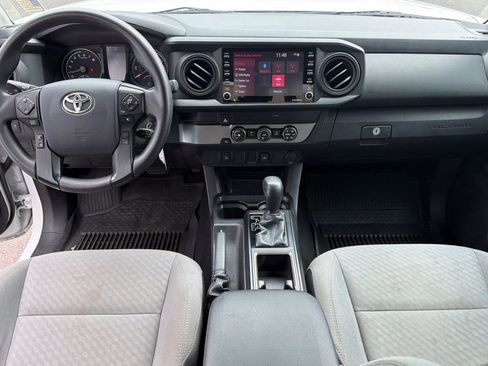 Used 2020 Toyota Tacoma SR RWD image 10