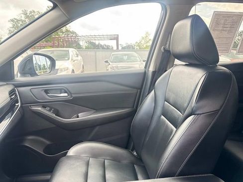 Used 2024 Nissan Rogue SL FWD image 23