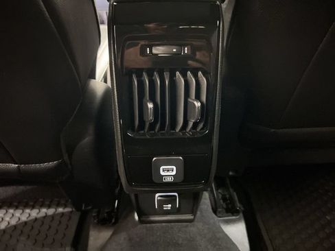 Used 2025 Jeep Compass Trailhawk AWD/4WD image 19