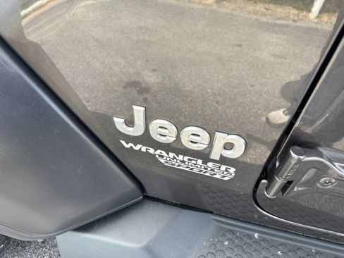 Used 2020 Jeep Wrangler Unlimited Sport S AWD/4WD image 27