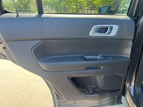 Used 2015 Ford Explorer Sport w/ Equipment Group 401A AWD/4WD image 16