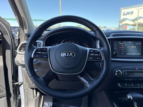 Used 2020 Kia Sorento EX image 36