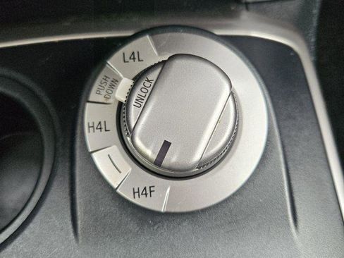 Used 2018 Toyota 4Runner Limited image 27