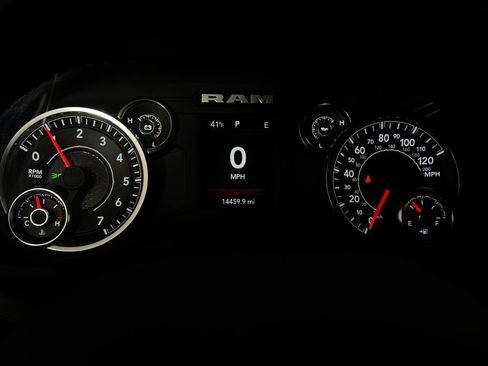 Used 2024 RAM 2500 Big Horn w/ Bed Utility Group image 14