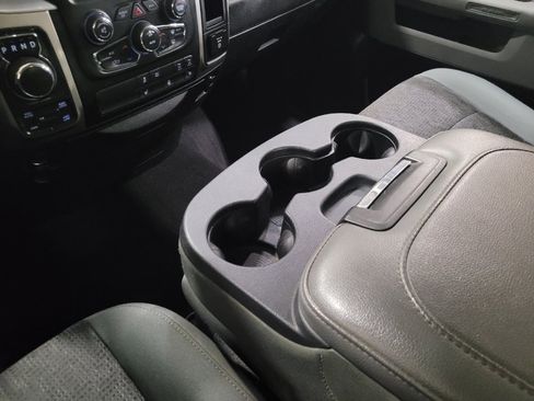 Used 2018 RAM 1500 Big Horn AWD/4WD image 26