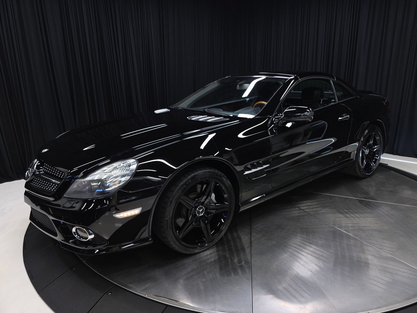 Used 2011 Mercedes-Benz SL 550 image 42