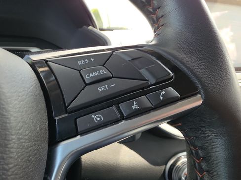 Used 2019 Nissan Altima 2.5 SR w/ SR Premium Package FWD image 18