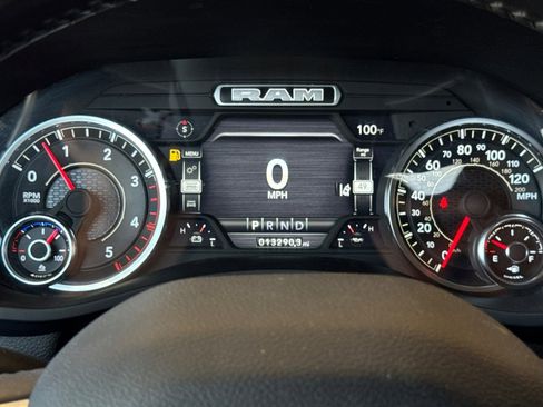 Used 2024 RAM 2500 Laramie w/ Safety Group AWD/4WD image 25