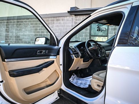 Used 2017 Ford Explorer 4WD image 7