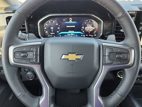 Used 2026 Chevrolet Silverado 1500 LTZ w/ Technology Package image 12