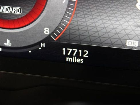 Certified 2026 Nissan Rogue SL FWD image 25