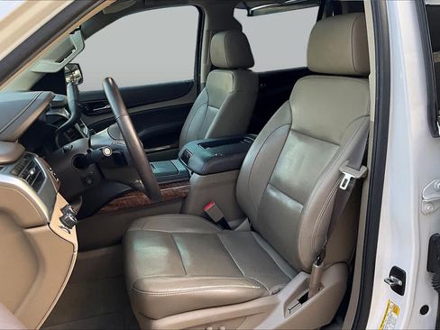 Used 2017 Chevrolet Tahoe Premier AWD/4WD image 8