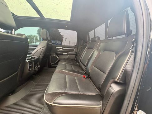 Used 2019 RAM 1500 Laramie w/ Sport Appearance Package AWD/4WD image 13