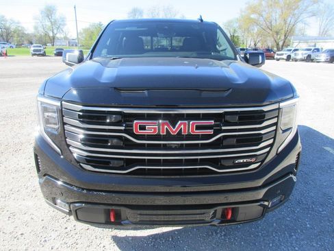 New 2026 GMC Sierra 1500 AT4 w/ AT4 Premium Package image 11