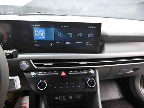 Used 2024 Hyundai Sonata SEL FWD image 5