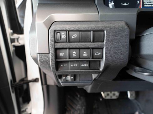Used 2024 Toyota Tacoma TRD Sport w/ TRD Sport Premium Package AWD/4WD image 11
