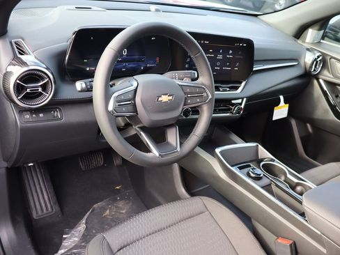 New 2027 Chevrolet Equinox LT FWD image 6