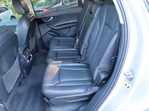 Used 2017 Audi Q7 3.0T Premium Plus AWD/4WD image 6