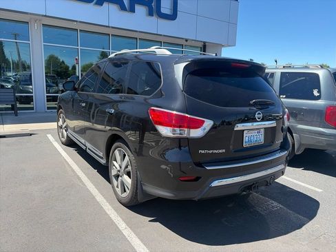 Used 2015 Nissan Pathfinder Platinum w/ Cargo Package FWD image 5