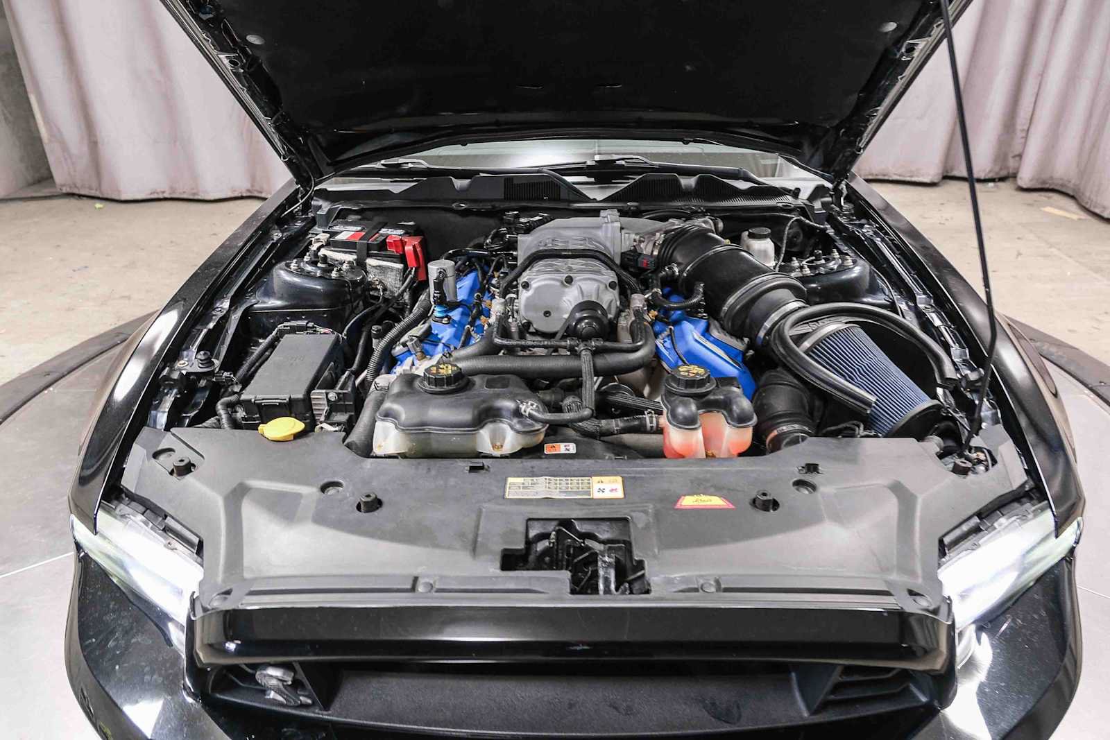 Used 2014 Ford Mustang Shelby GT500 w/ Equipment Group 821A RWD image 29