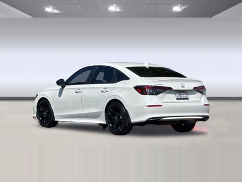 Used 2025 Honda Civic Sport image 3