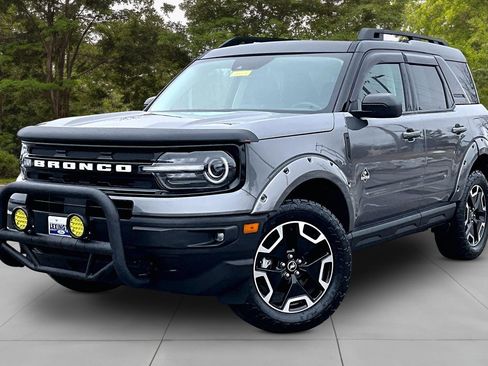 Certified 2023 Ford Bronco Sport Outer Banks w/ Tech Package image 3