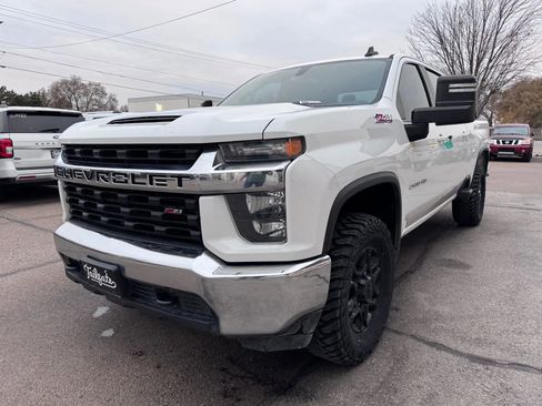 Used 2021 Chevrolet Silverado 2500 LT w/ Z71 Off-Road Package image 4