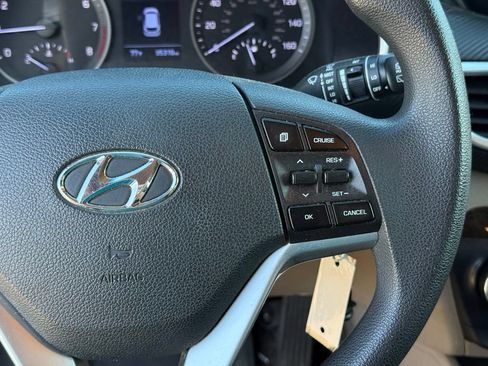 Used 2020 Hyundai Tucson SE FWD image 16