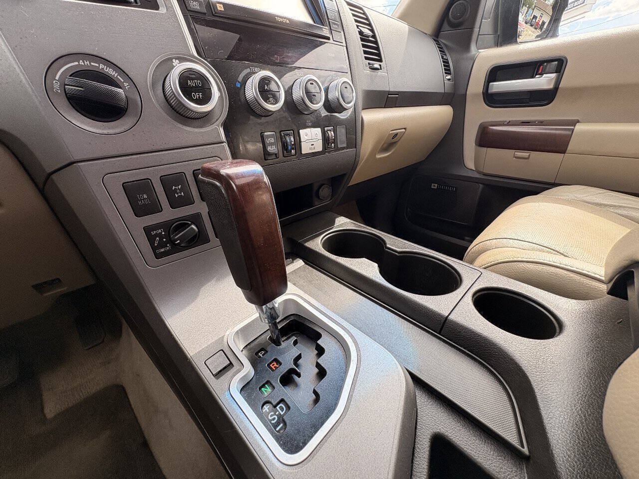 Used 2011 Toyota Sequoia Platinum AWD/4WD image 26