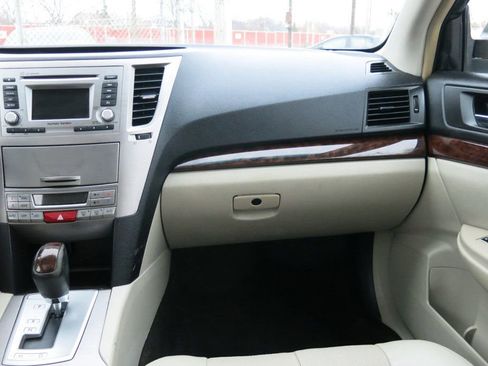 Used 2014 Subaru Legacy 2.5i Limited image 21
