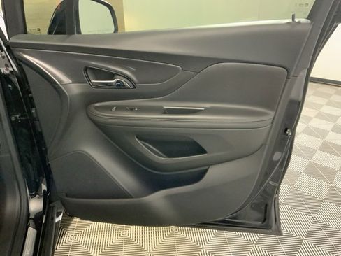 Used 2022 Buick Encore Preferred image 26