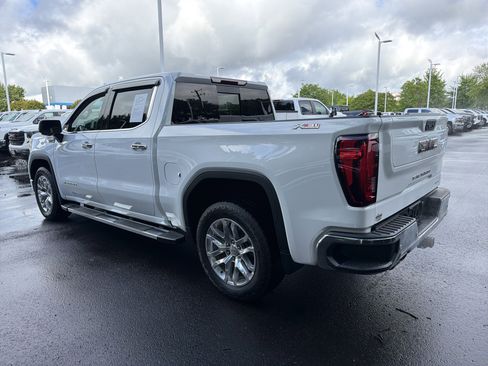 Used 2019 GMC Sierra 1500 SLT w/ SLT Premium Plus Package AWD/4WD image 8