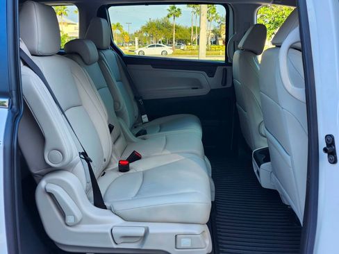 New 2026 Honda Odyssey EX-L image 16