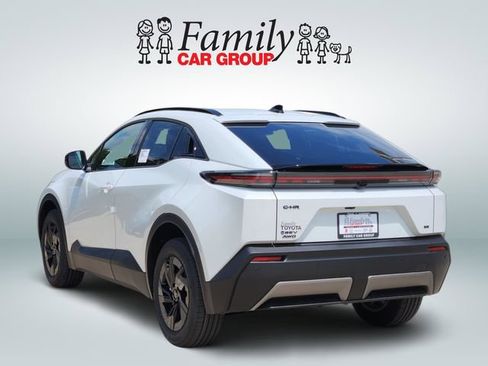 New 2026 Toyota C-HR AWD/4WD image 3