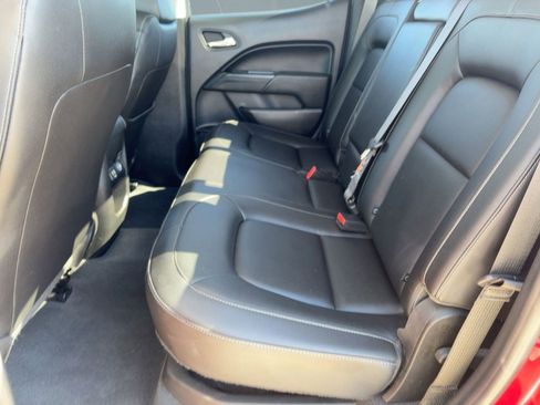 Used 2020 Chevrolet Colorado ZR2 image 15