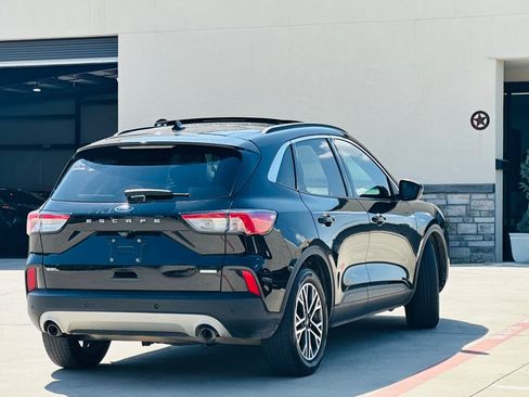Used 2020 Ford Escape SEL FWD image 10