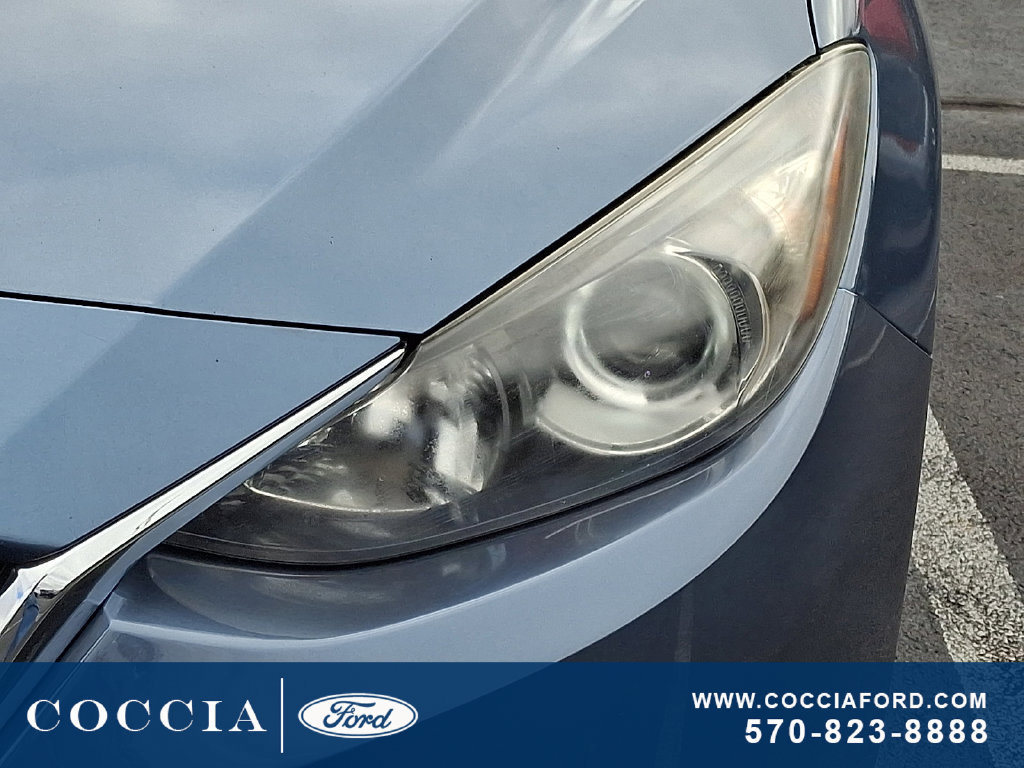 Used 2014 MAZDA MAZDA3 i Touring w/ Moonroof Package 1 FWD image 9