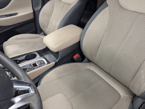 Used 2020 Hyundai Santa Fe SE FWD image 19